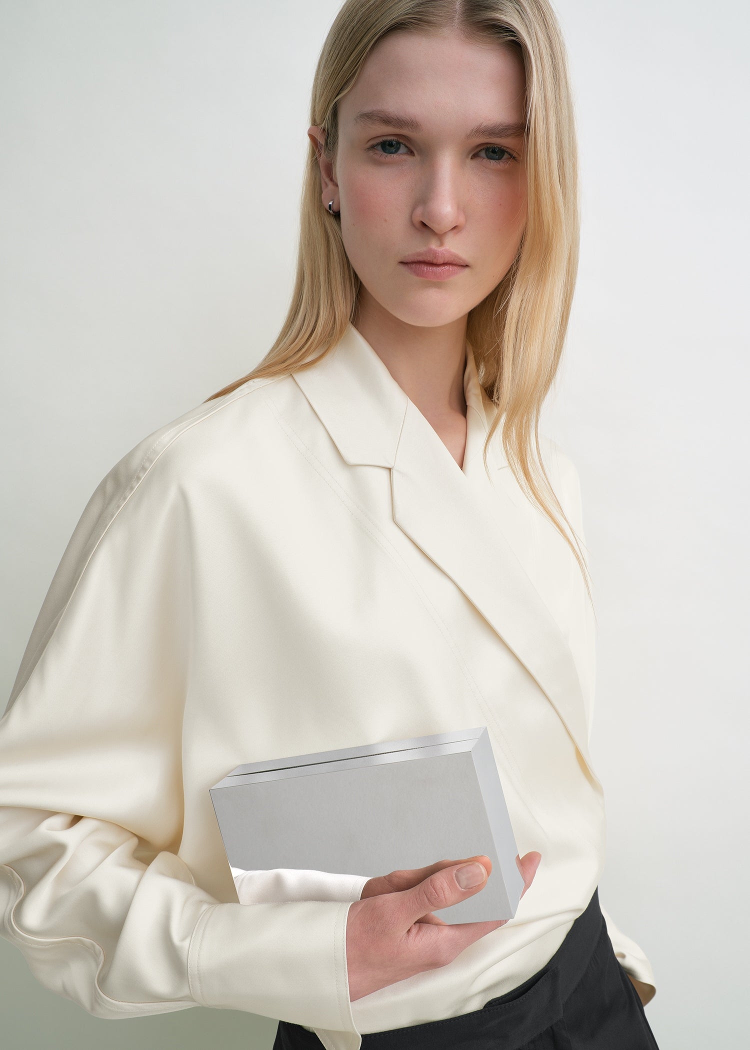 Metal clutch silver