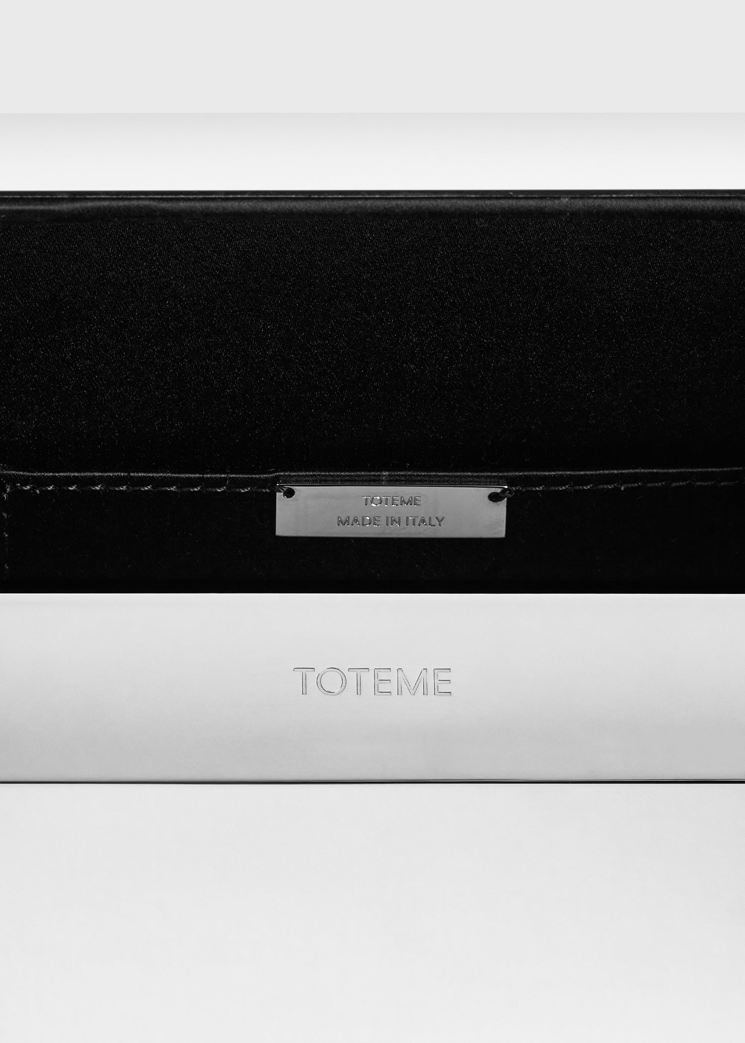 Metal clutch silver