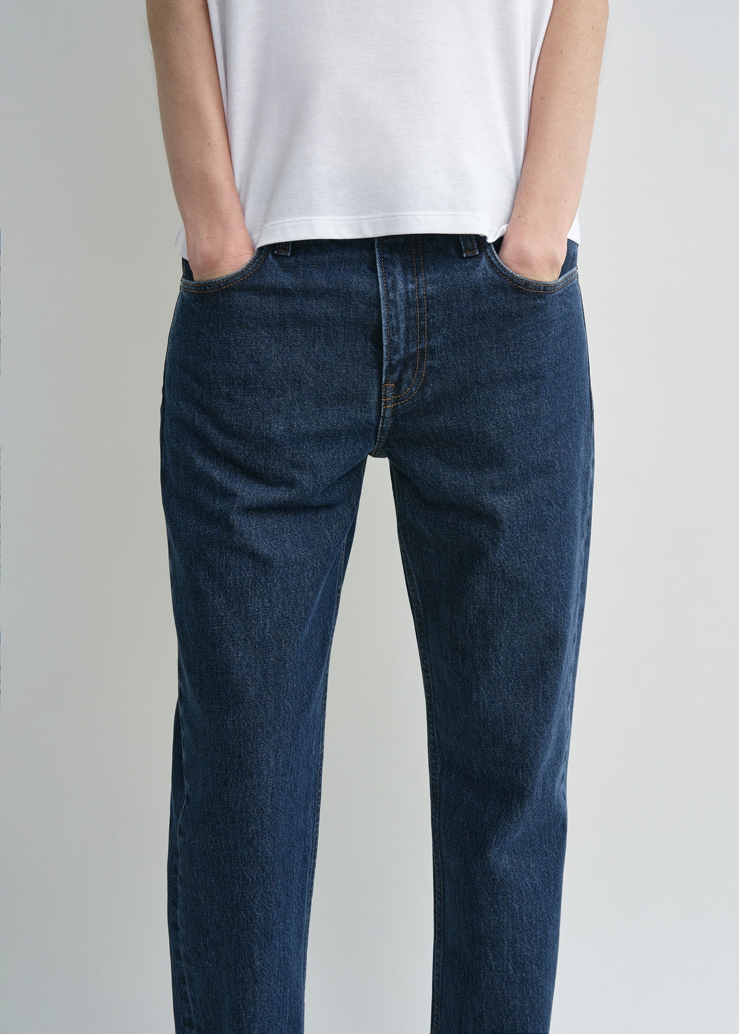 Low straight denim indigo