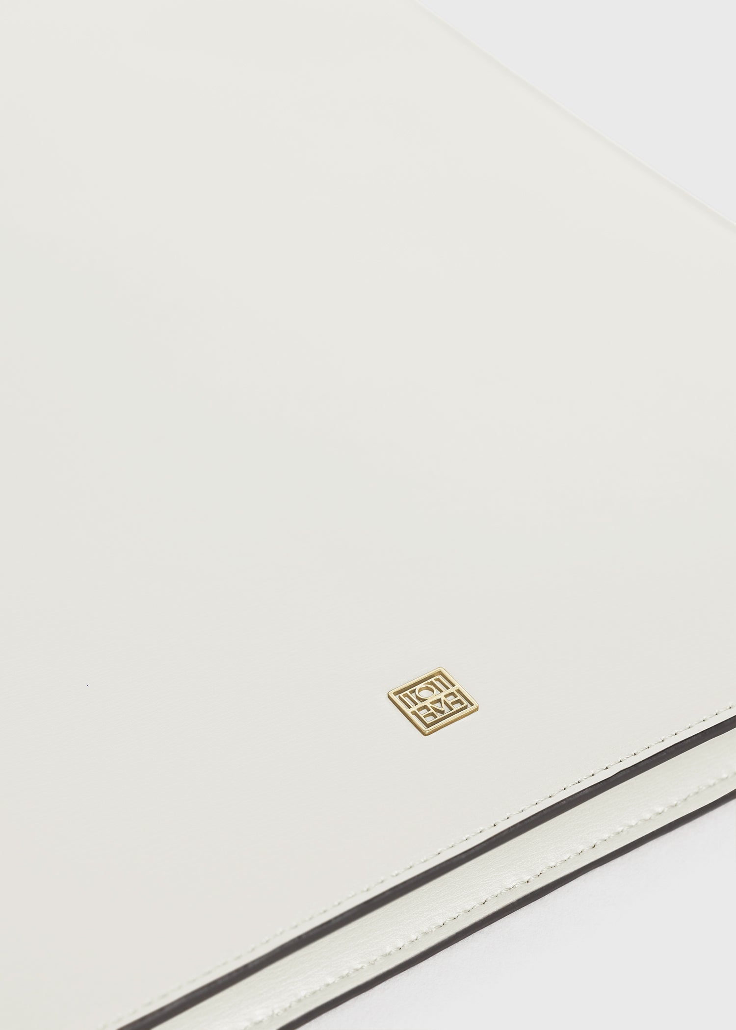 Slim tote milk