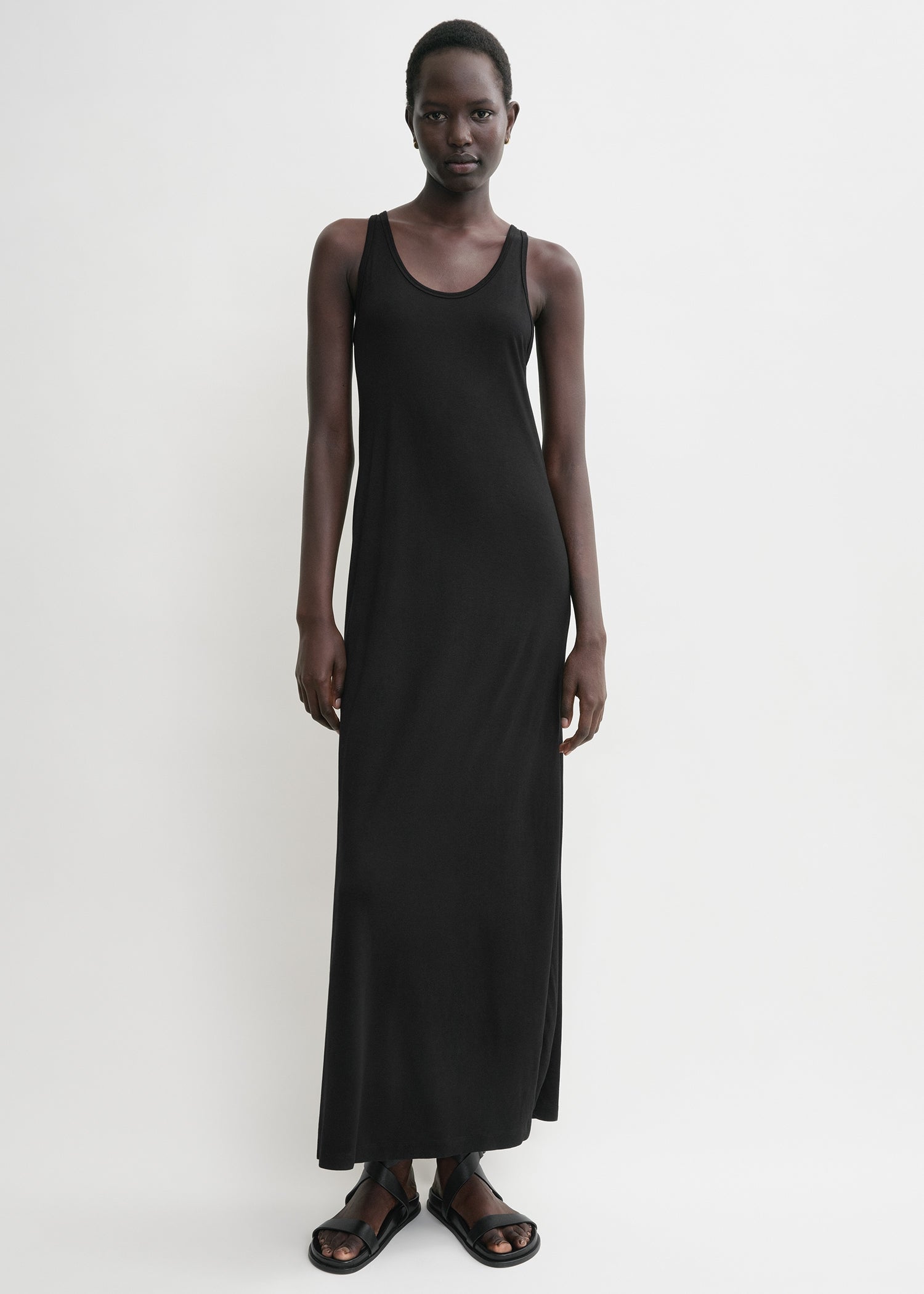 Scoop-neck jersey dress black