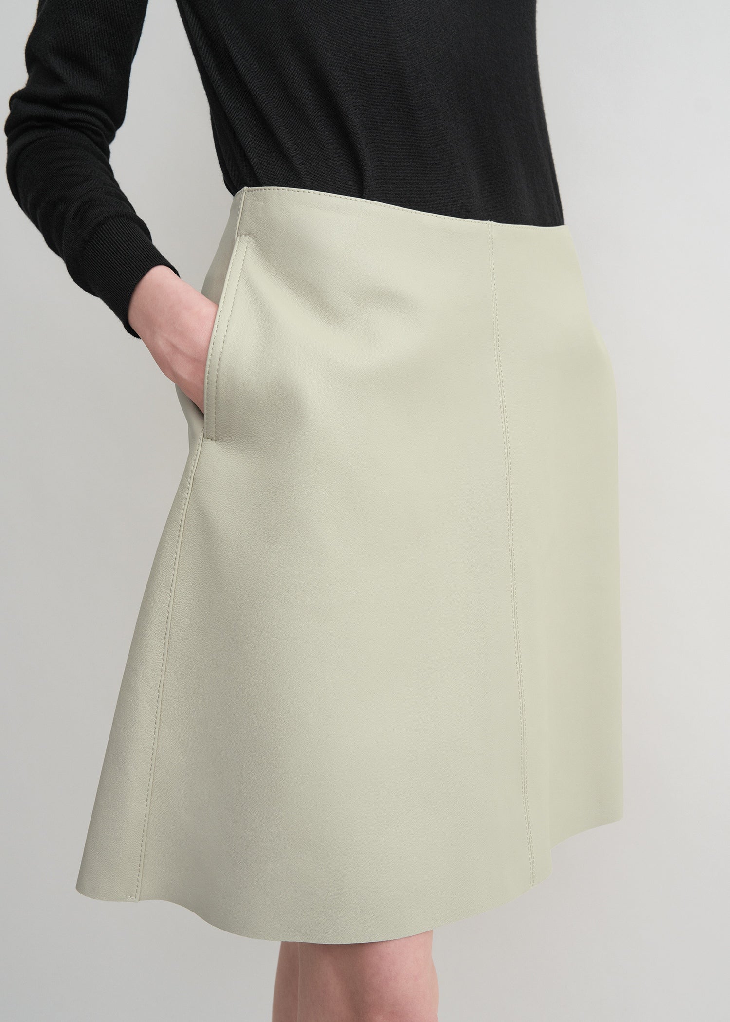 Leather skirt peanut