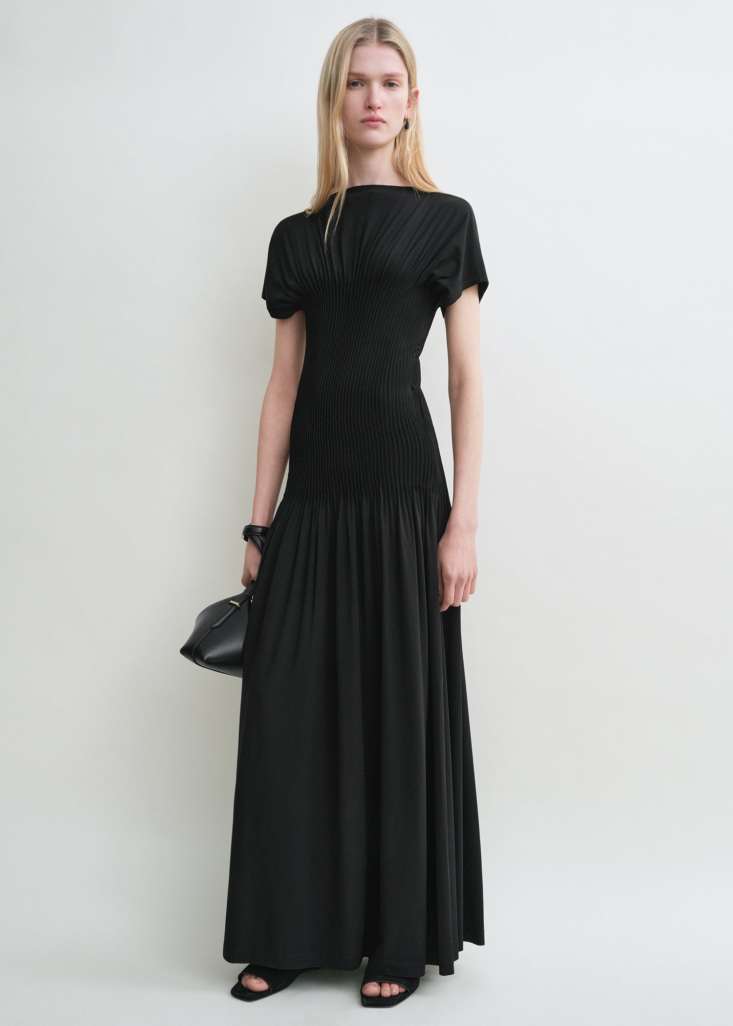 Knife-pleated jersey dress black