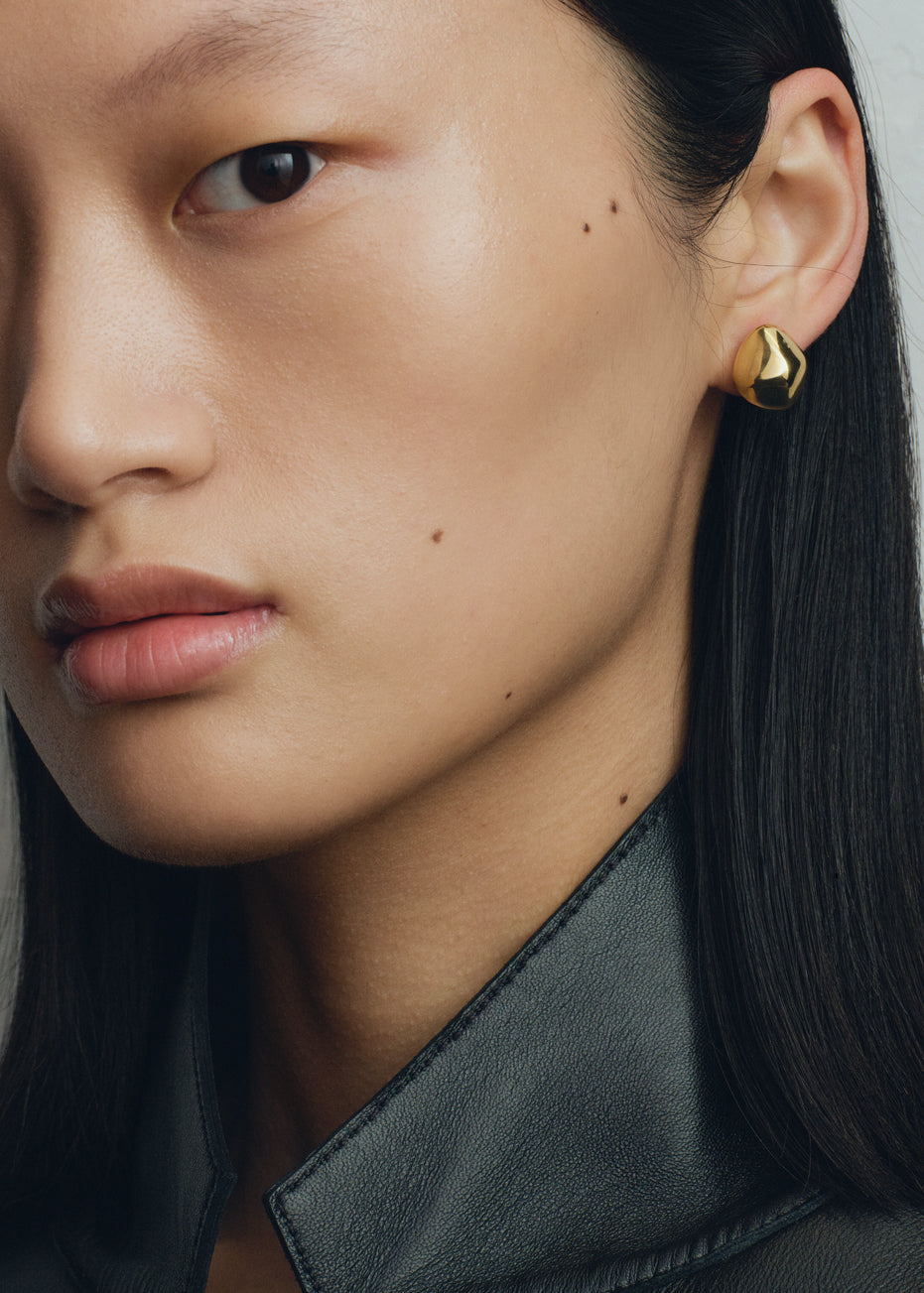 Pebble studs gold