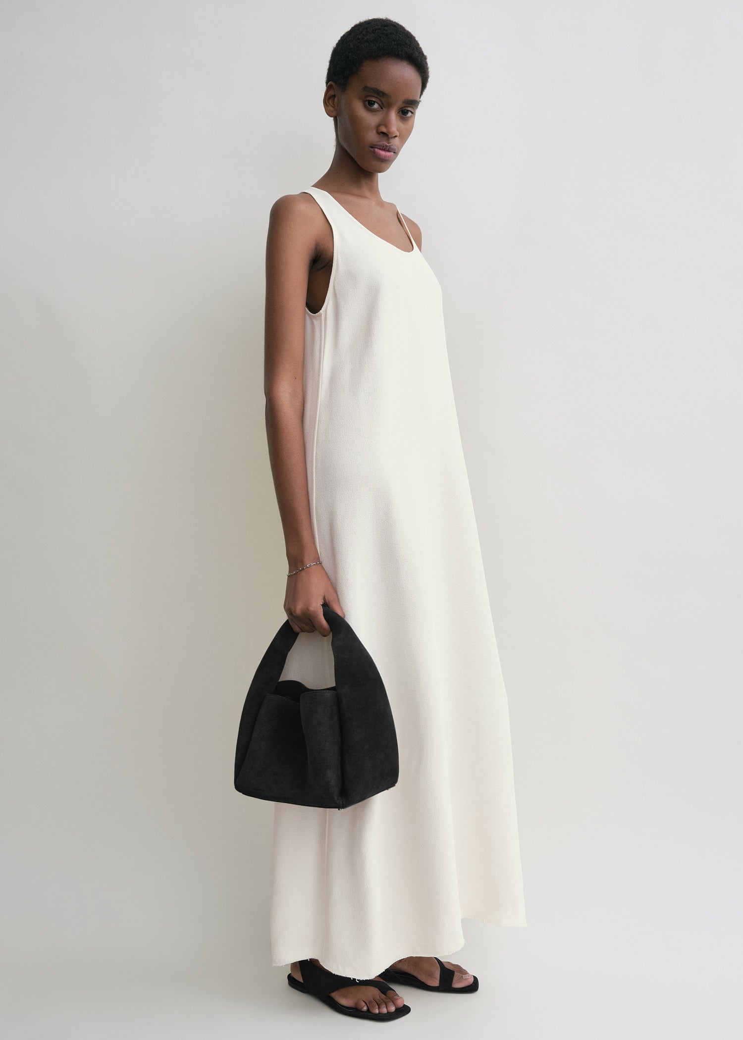 Suede bucket bag black
