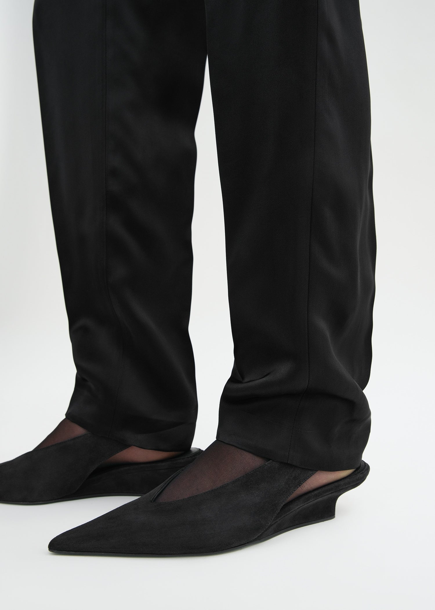 Wedge-heel suede slingbacks black