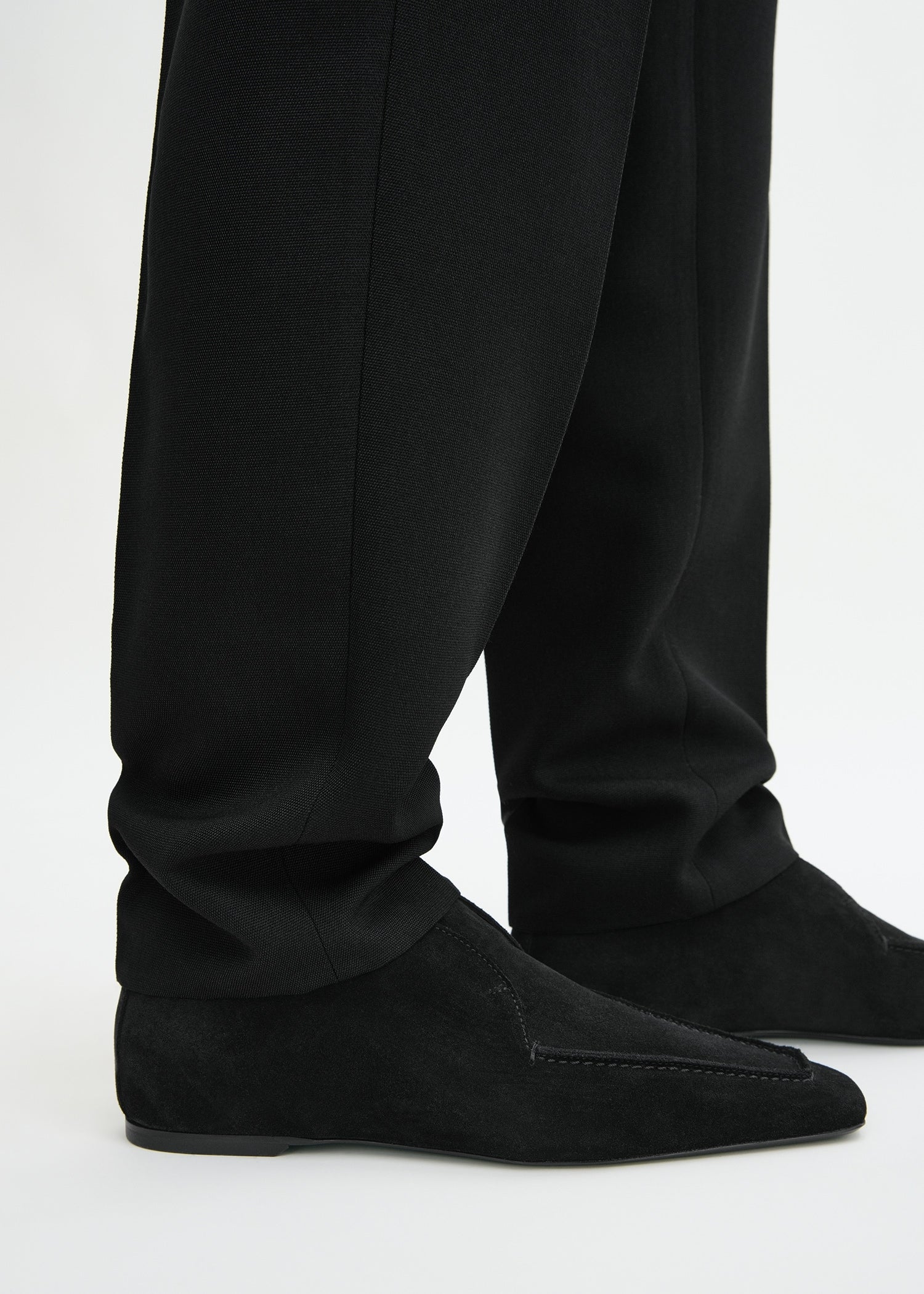 Loafer boots black