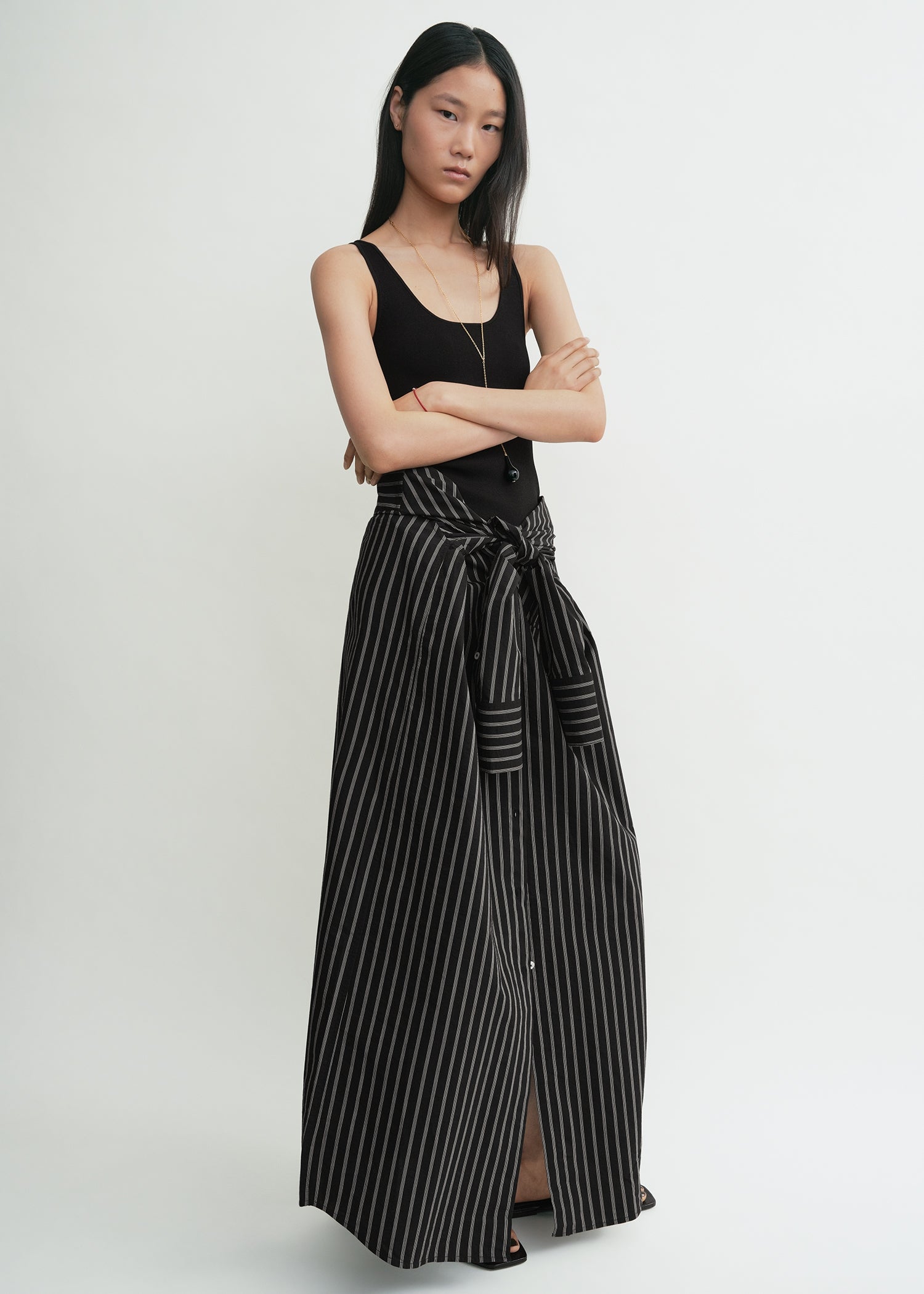 Compact knit tank black