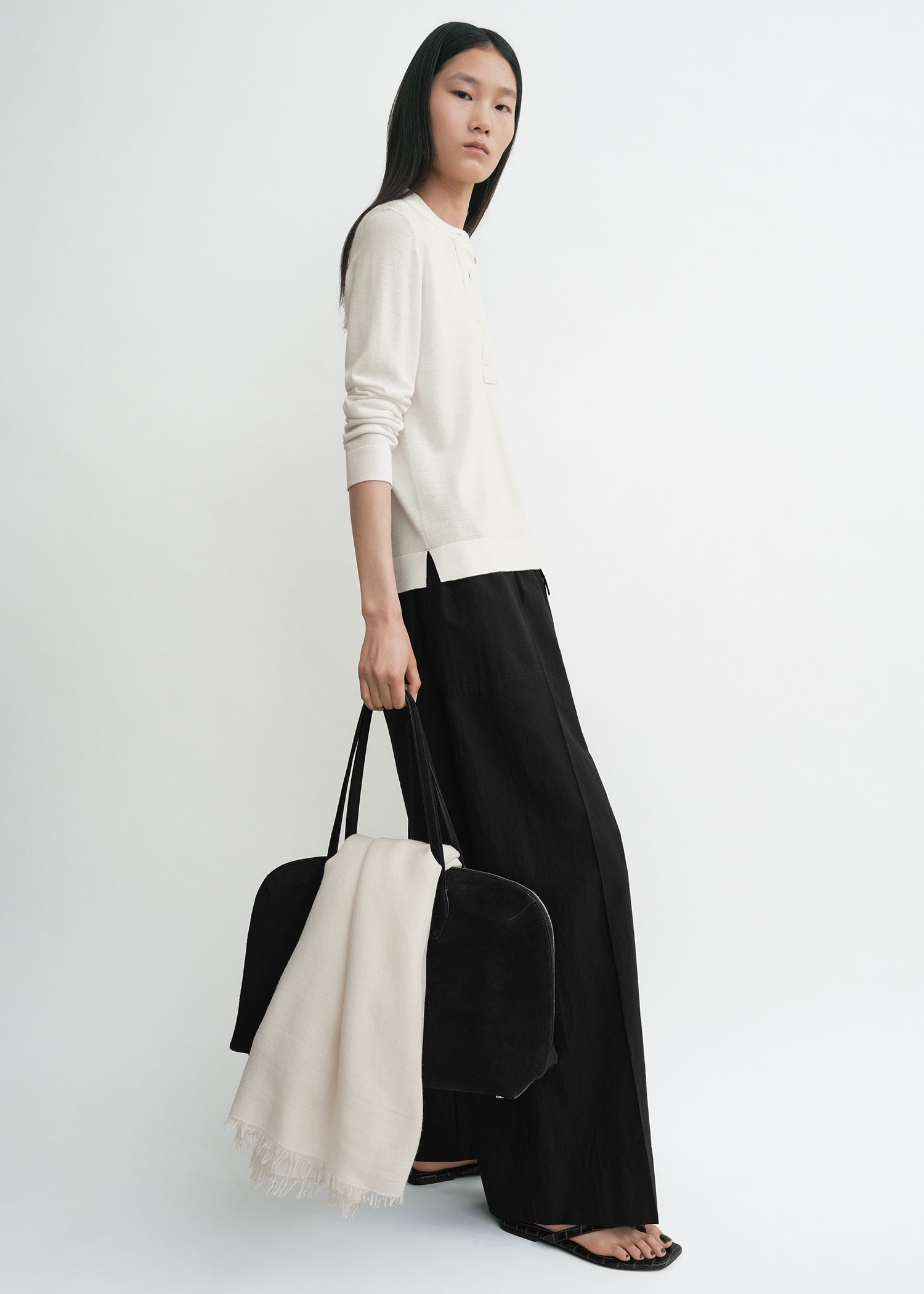 Wool silk knit off-white