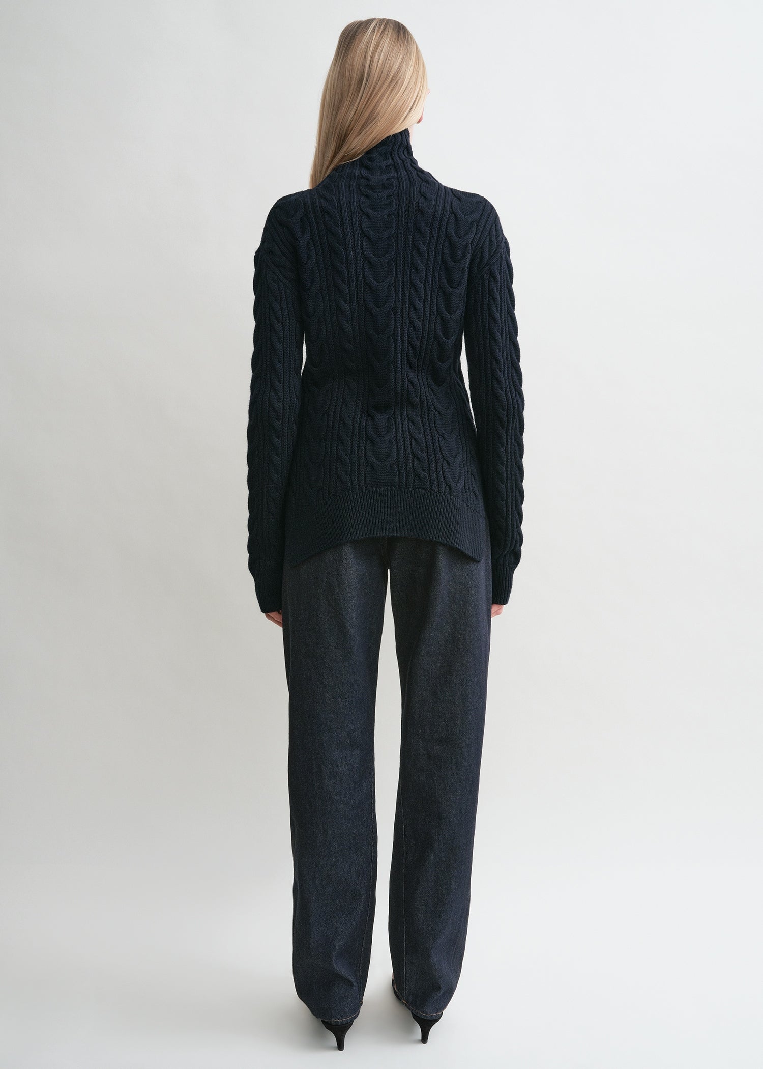 High-neck cable knit navy