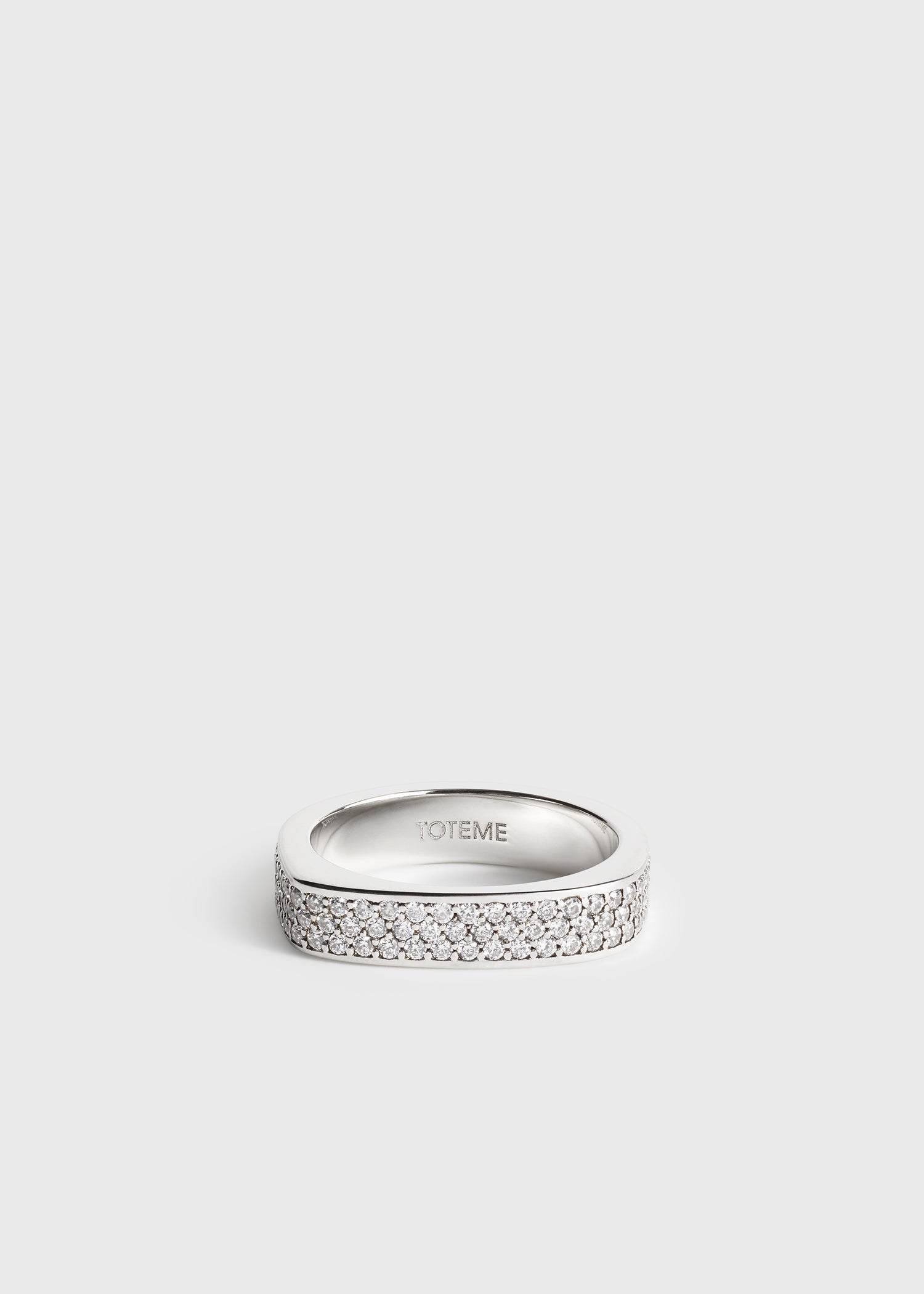 Signature pavé ring silver