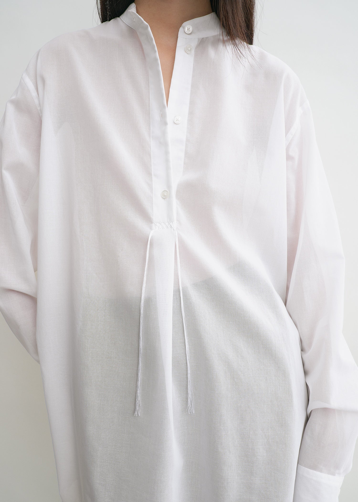 Stand-collar shirt white