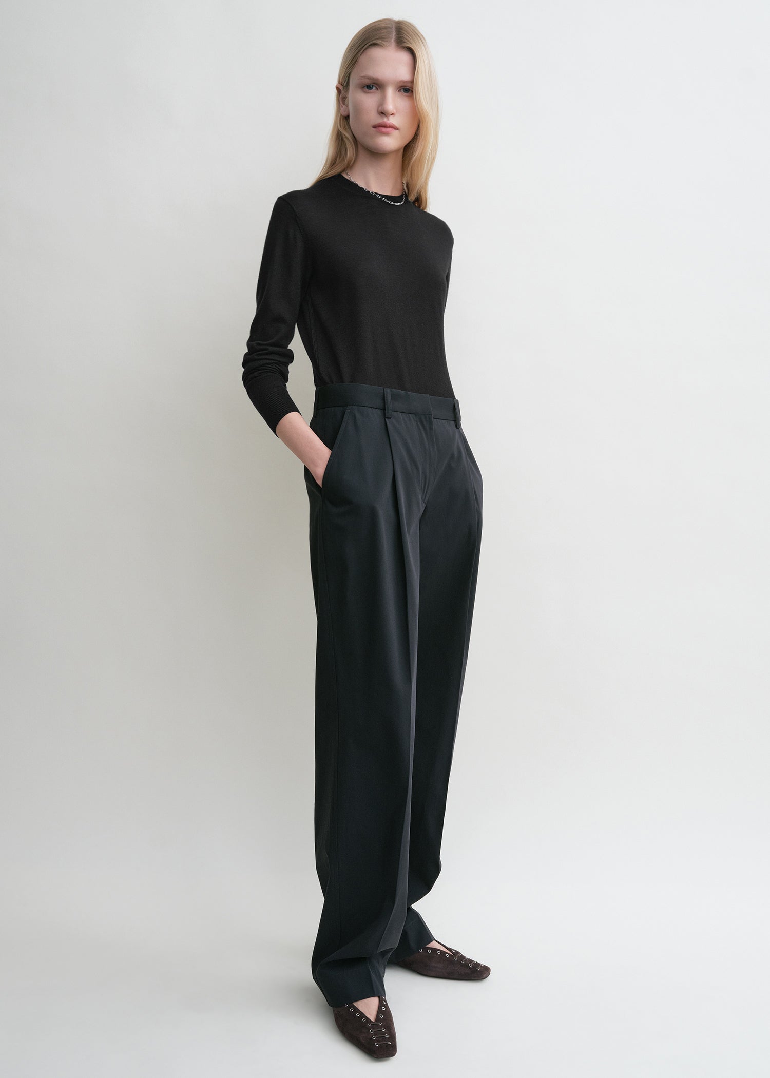 Slanted pocket trousers nightfall