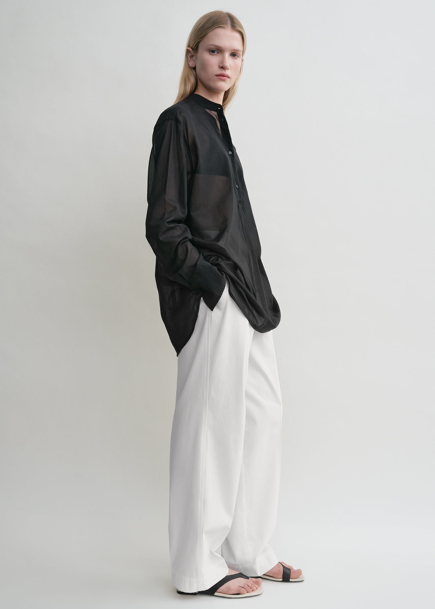 Stand-collar shirt black