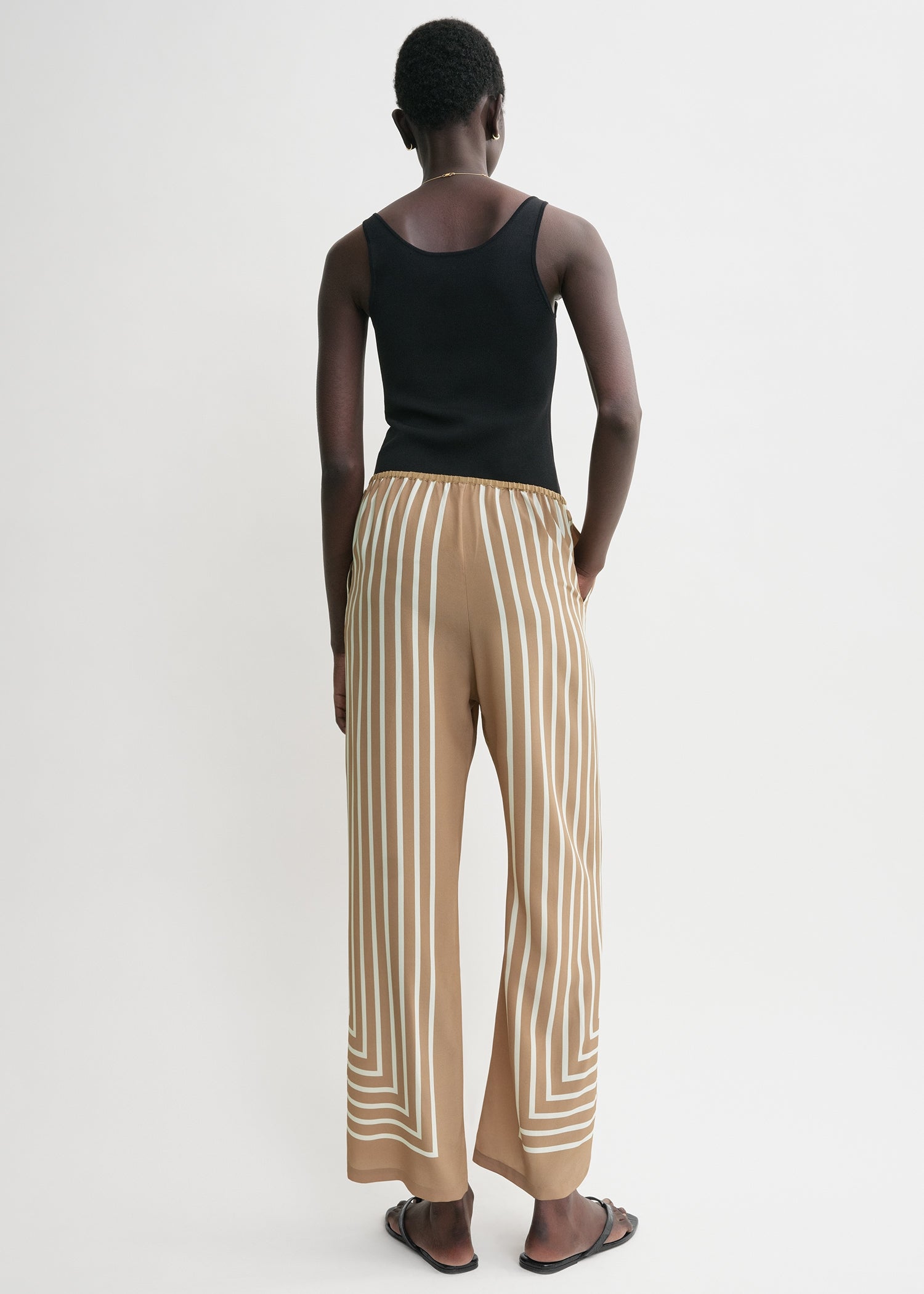 Monogram silk slacks camel/white