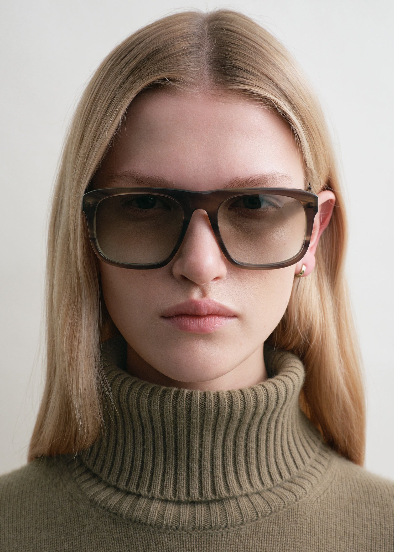 Navigator sunglasses bark